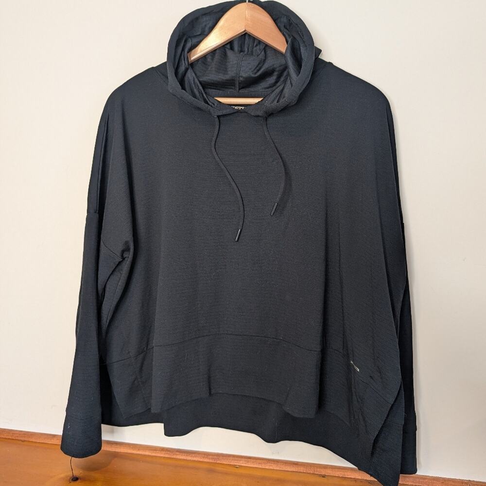 Mondetta Black Hooded Active Pullover Women’s Large Performance + Luxury